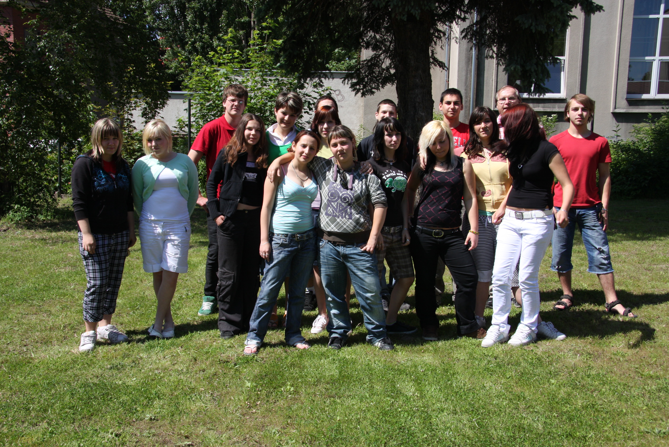 Červen 2009 - SOU Kladno P1 004.jpg