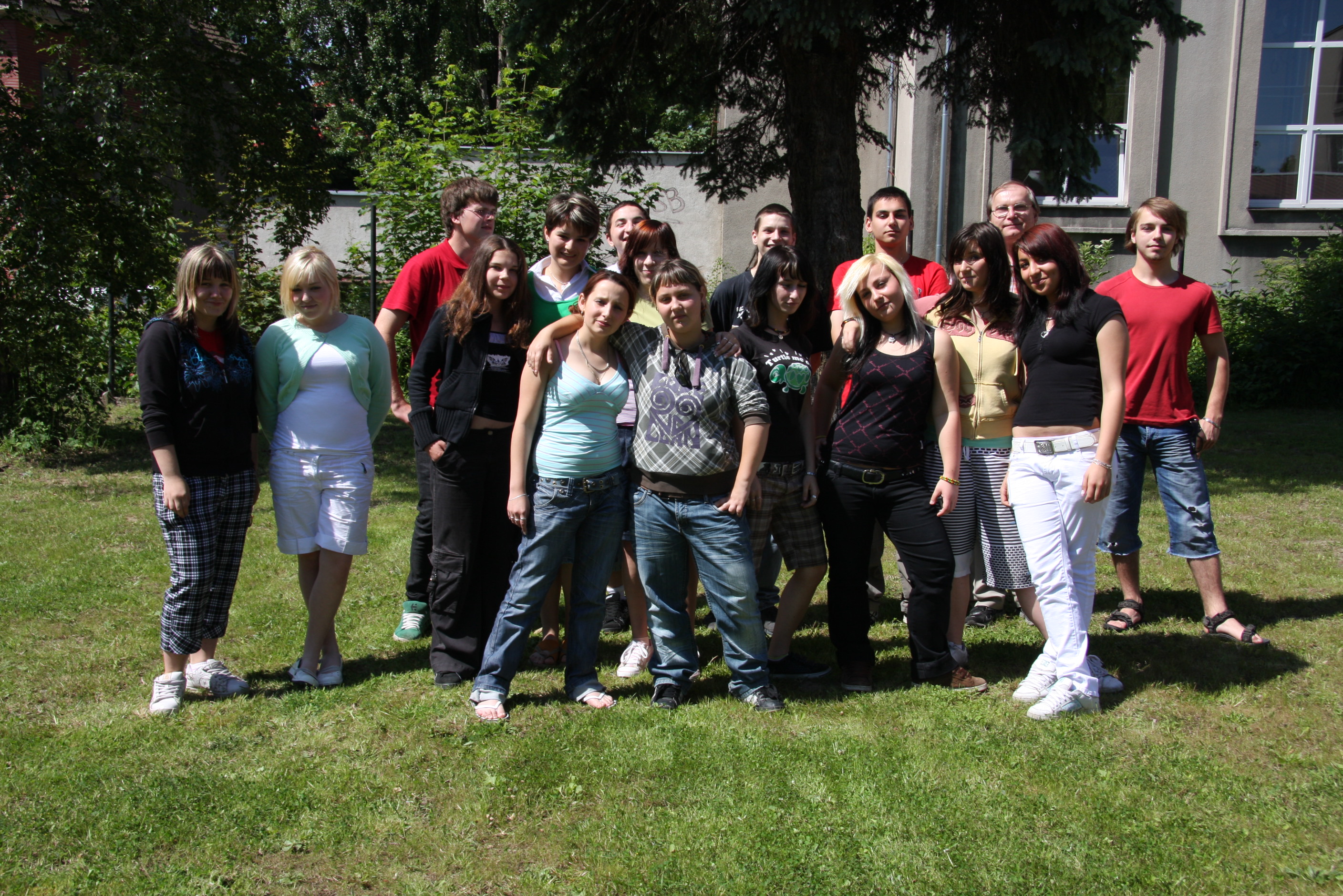 Červen 2009 - SOU Kladno P1 005.jpg